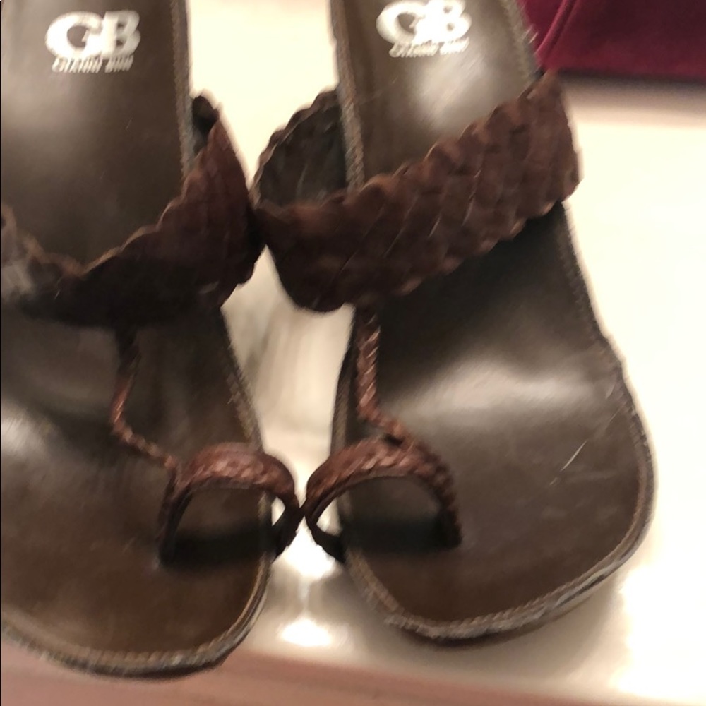 Gianni Bini sandals